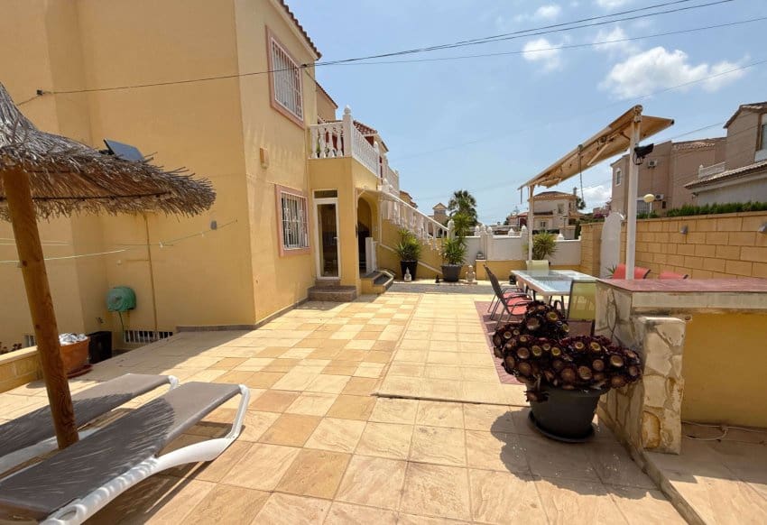 4 sypialnia Apartament na sprzedaż w Villamartin z basenem - 189 950 € (Ref: 9086633)