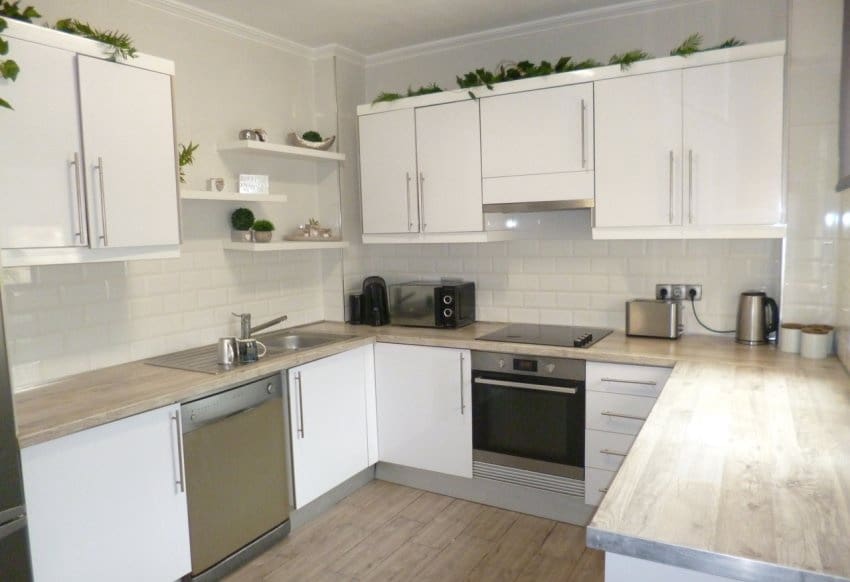 4 bedroom Villa for sale in Playa Flamenca - € 399,995 (Ref: 9097023)