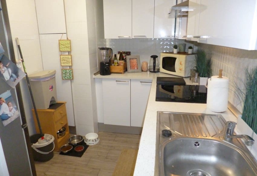 4 bedroom Villa for sale in Playa Flamenca - € 399,995 (Ref: 9097023)