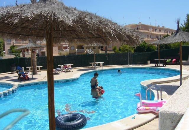 2 bedroom Apartment for sale in Playa Flamenca, Orihuela with pool - € 139,995 (Ref: 9097027)