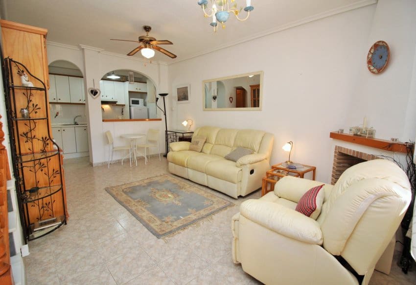 2 soverom Hus til salgs i Playa Flamenca med svømmebasseng - € 189 950 (Ref: 9097028)