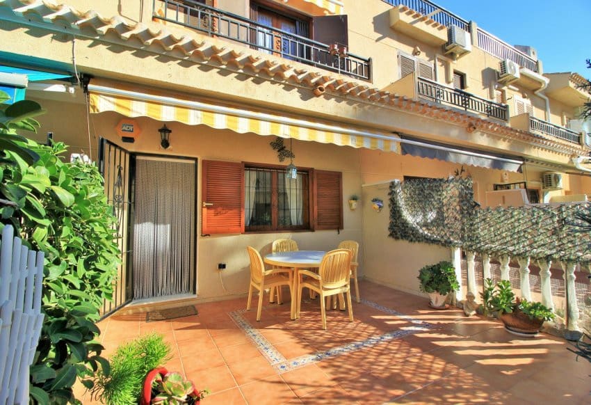2 soverom Hus til salgs i Playa Flamenca med svømmebasseng - € 189 950 (Ref: 9097028)