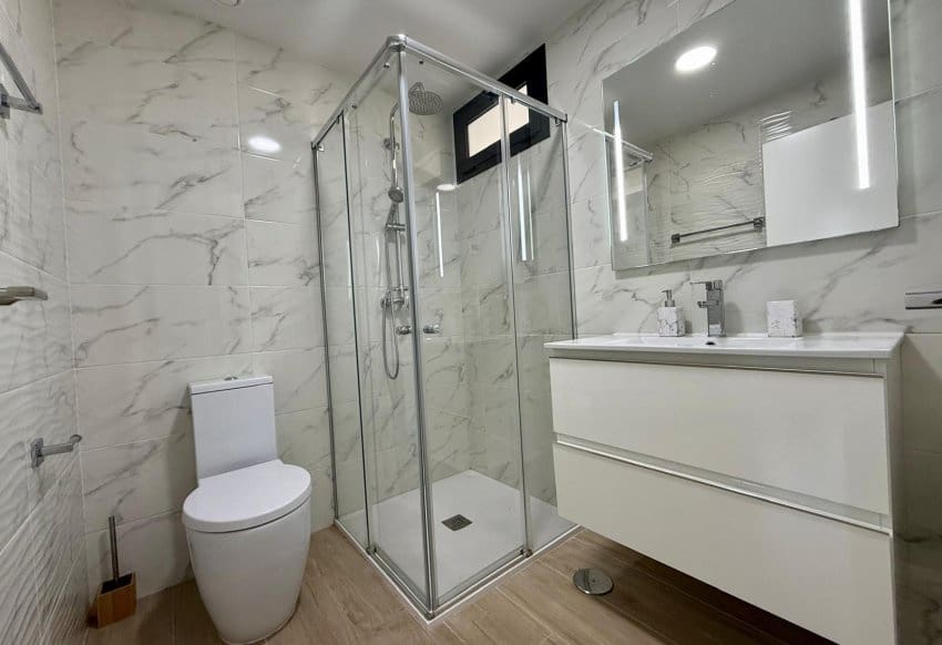 2 sypialnia Apartament na sprzedaż w Villamartin z basenem - 259 000 € (Ref: 9101451)