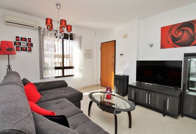 3 bedroom Villa for sale in Villamartin, Orihuela with pool - € 274,000 (Ref: 9142355)