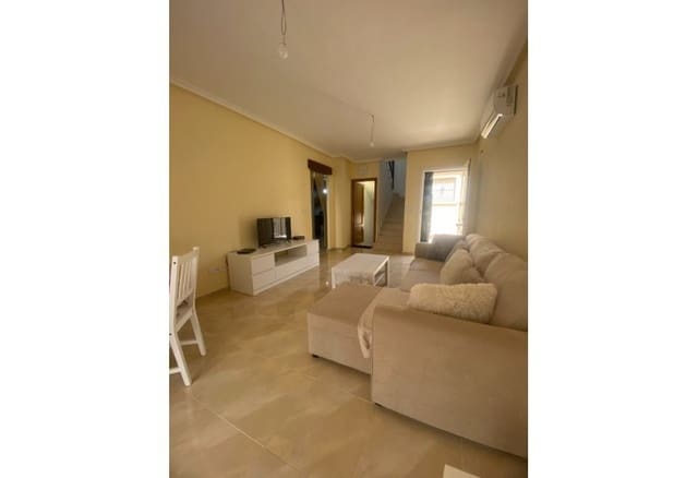 3 quarto Casa em Banda para venda em San Miguel de Salinas com piscina - 219 900 € (Ref: 9152498)