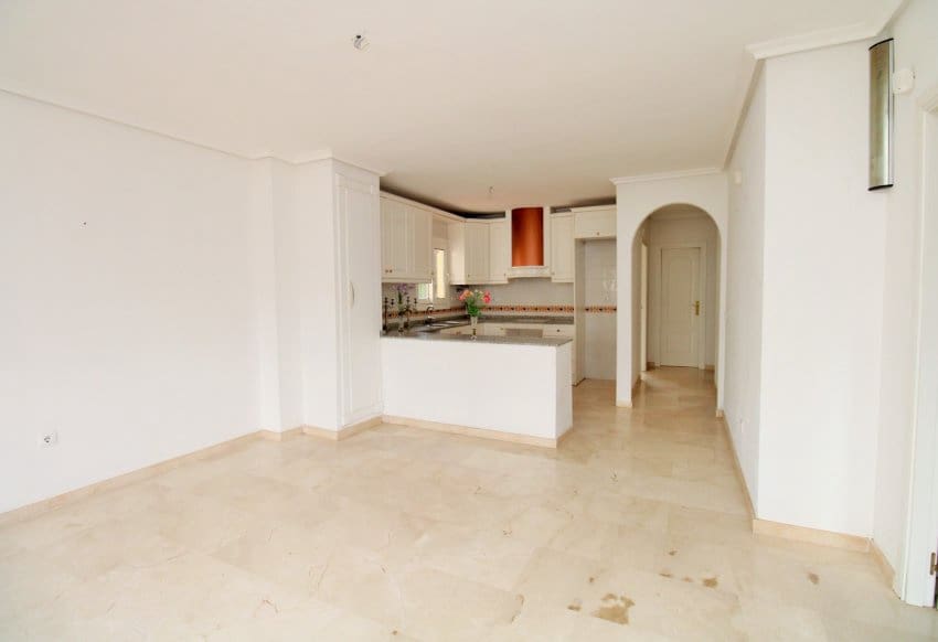 Apartamento de 2 habitaciones en Playa Flamenca en venta con piscina - 169.000 € (Ref: 9199890)