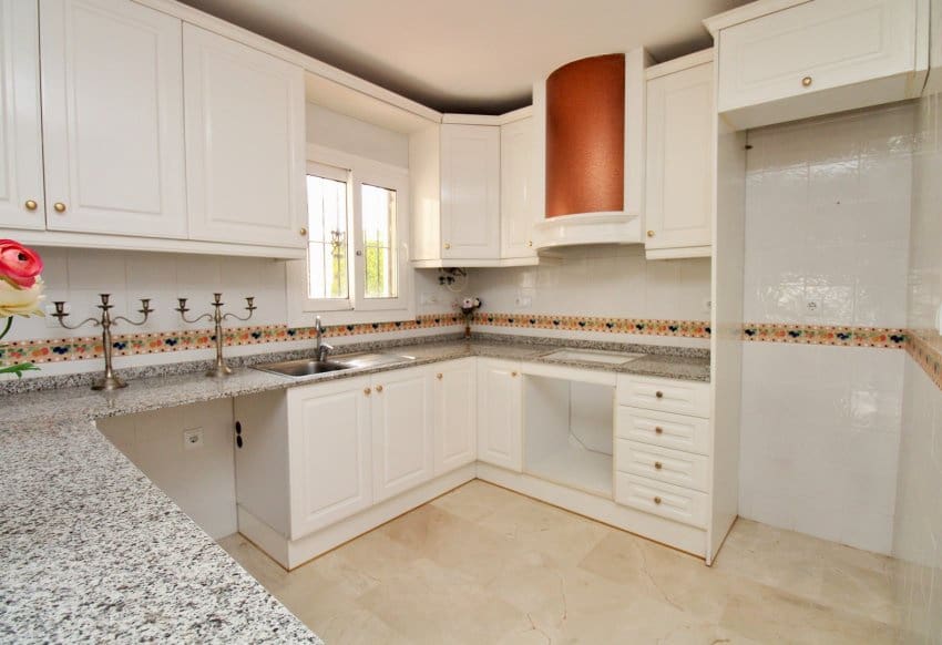 Apartamento de 2 habitaciones en Playa Flamenca en venta con piscina - 169.000 € (Ref: 9199890)