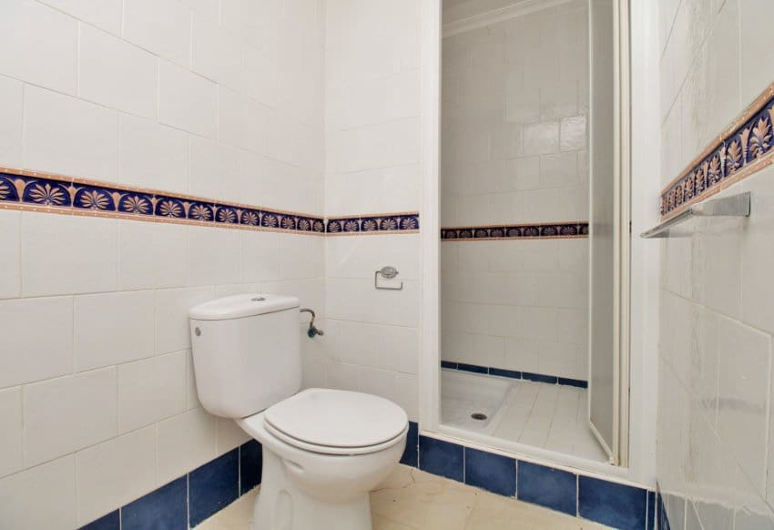 Apartamento de 2 habitaciones en Playa Flamenca en venta con piscina - 169.000 € (Ref: 9199890)