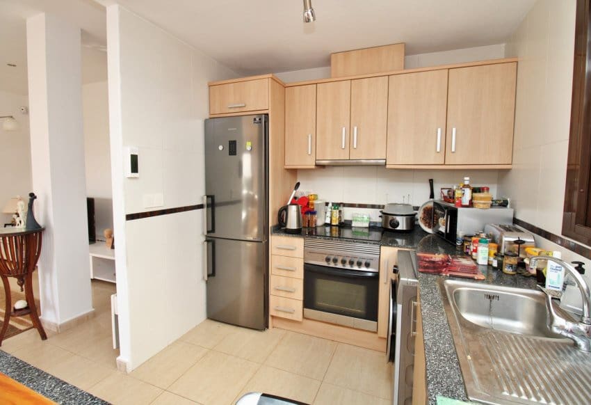 2 soveværelse Villa til salg i Villamartin med swimmingpool - € 259.000 (Ref: 9199891)