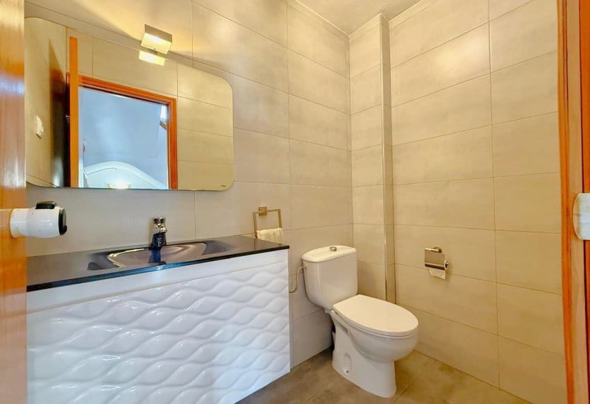 3 quarto Moradia para venda em Villamartin com piscina - 319 000 € (Ref: 9327019)