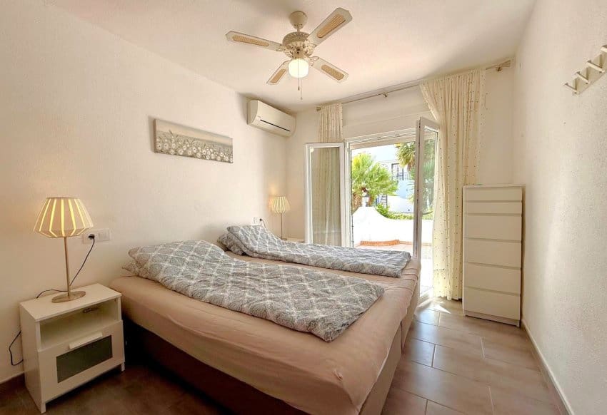 3 quarto Moradia para venda em Villamartin com piscina - 319 000 € (Ref: 9327019)