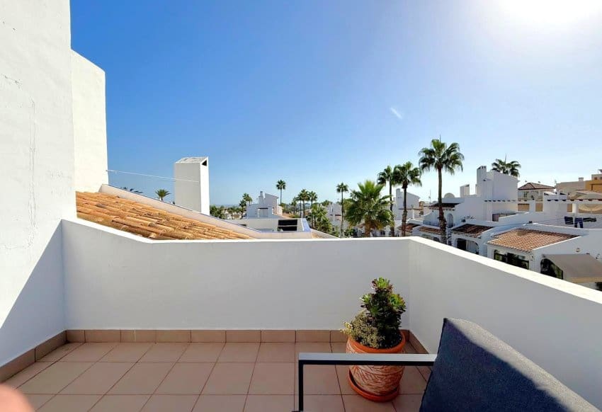 3 quarto Moradia para venda em Villamartin com piscina - 319 000 € (Ref: 9327019)