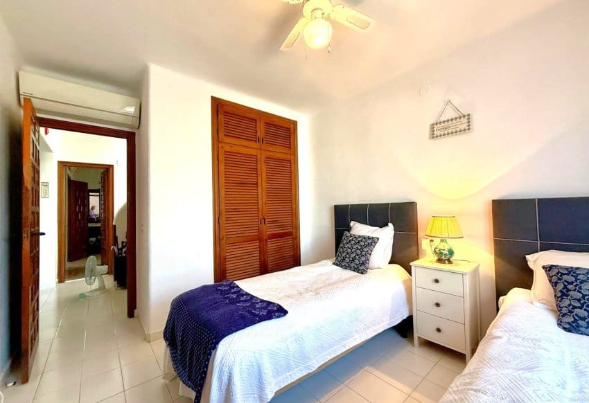 3 bedroom Villa for sale in Villamartin - € 449,000 (Ref: 9360321)