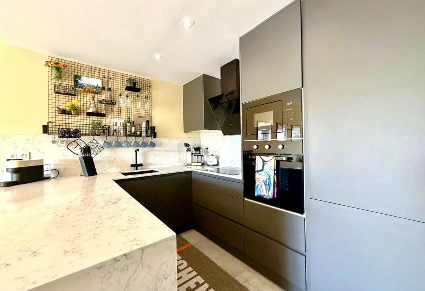 2 bedroom Penthouse for sale in Los Altos with pool - € 330,000 (Ref: 9389995)