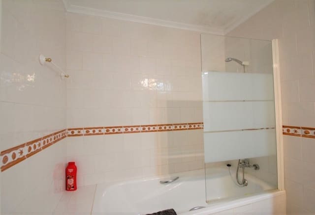 2 bedroom Apartment for sale in Villamartin, Orihuela with pool - € 199,000 (Ref: 9402715)