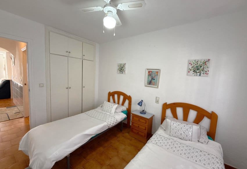 3 bedroom Villa for sale in Villamartin with pool - € 229,950 (Ref: 9432416)