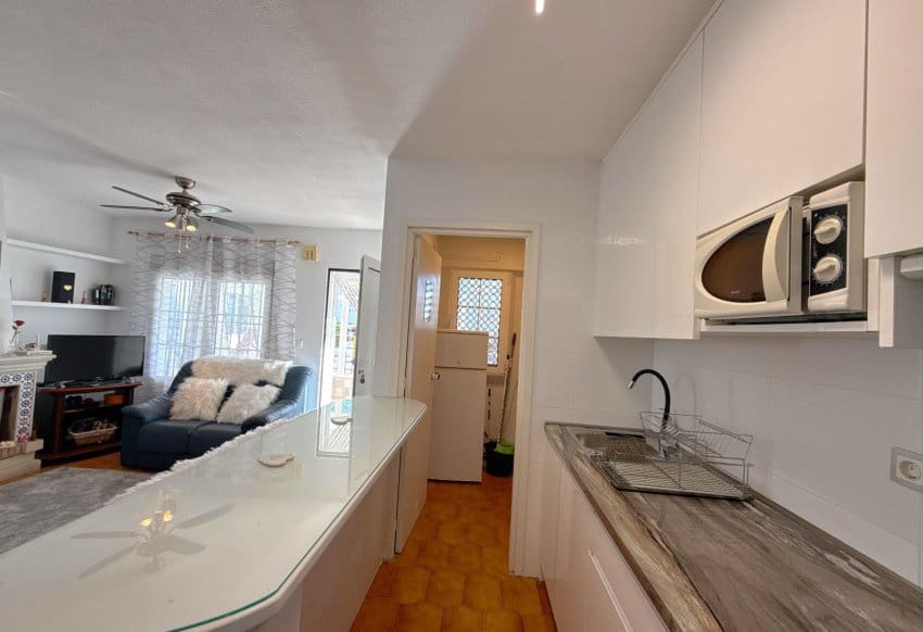 3 bedroom Villa for sale in Villamartin with pool - € 229,950 (Ref: 9432416)