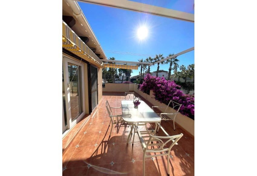 3 quarto Moradia para venda em Orihuela Costa com garagem - 690 000 € (Ref: 9436416)