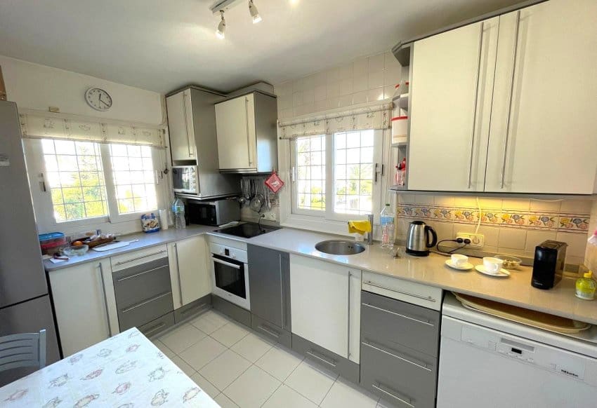 3 quarto Moradia para venda em Orihuela Costa com garagem - 690 000 € (Ref: 9436416)