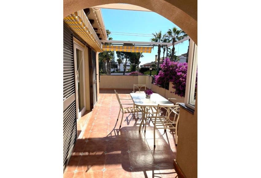 3 quarto Moradia para venda em Orihuela Costa com garagem - 690 000 € (Ref: 9436416)