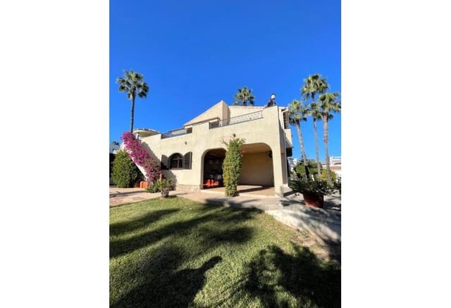 3 quarto Moradia para venda em Villamartin, Orihuela com garagem - 690 000 € (Ref: 9436416)