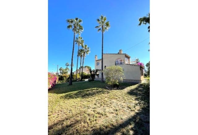 3 quarto Moradia para venda em Villamartin, Orihuela com garagem - 690 000 € (Ref: 9436416)