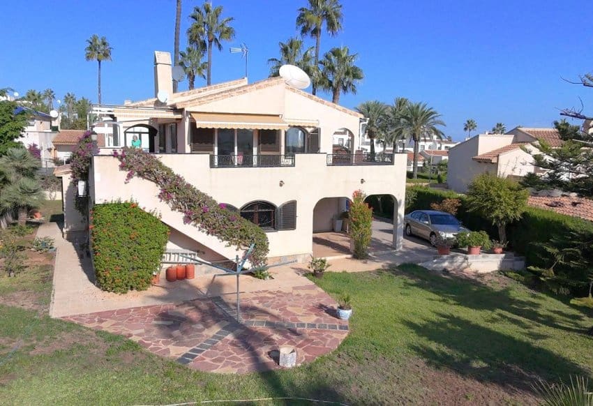 3 quarto Moradia para venda em Orihuela Costa com garagem - 690 000 € (Ref: 9436416)