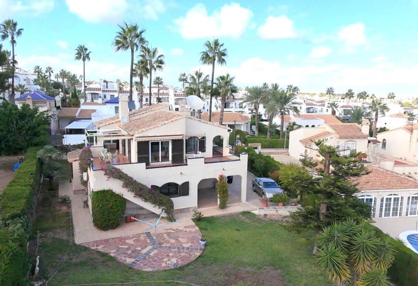 3 quarto Moradia para venda em Orihuela Costa com garagem - 690 000 € (Ref: 9436416)