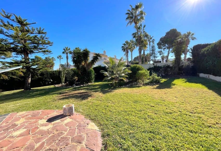 3 quarto Moradia para venda em Orihuela Costa com garagem - 690 000 € (Ref: 9436416)