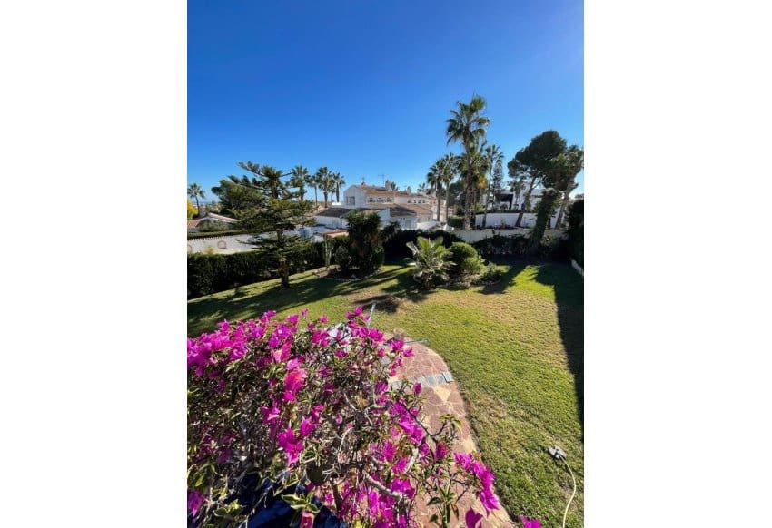 3 quarto Moradia para venda em Orihuela Costa com garagem - 690 000 € (Ref: 9436416)