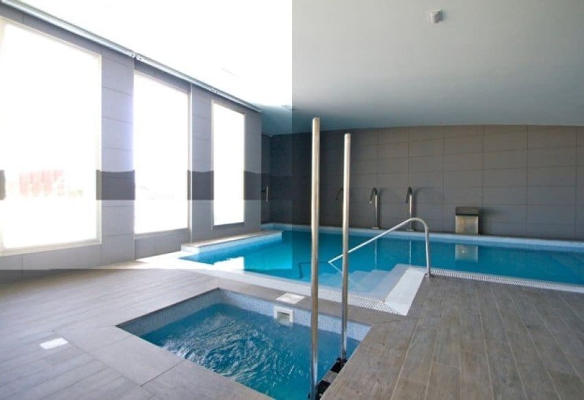 2 Zimmer Apartment zu verkaufen in Villamartin mit Pool - 235.000 € (Ref: 9469962)