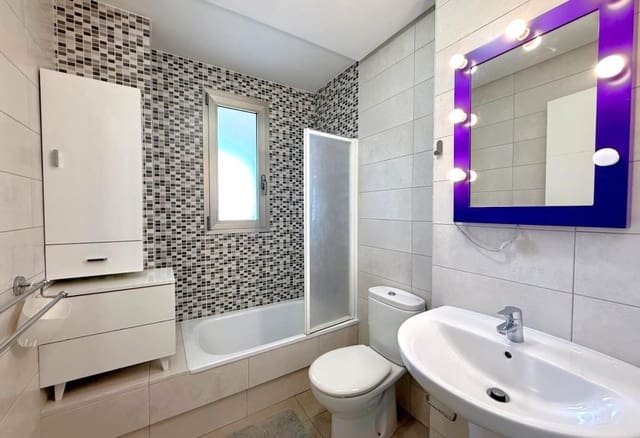 2 Zimmer Apartment zu verkaufen in Villamartin, Orihuela mit Pool - 235.000 € (Ref: 9469962)