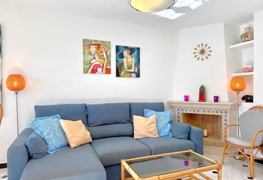 2 bedroom Townhouse for sale in Villamartin with pool - € 199,000 (Ref: 9490021)