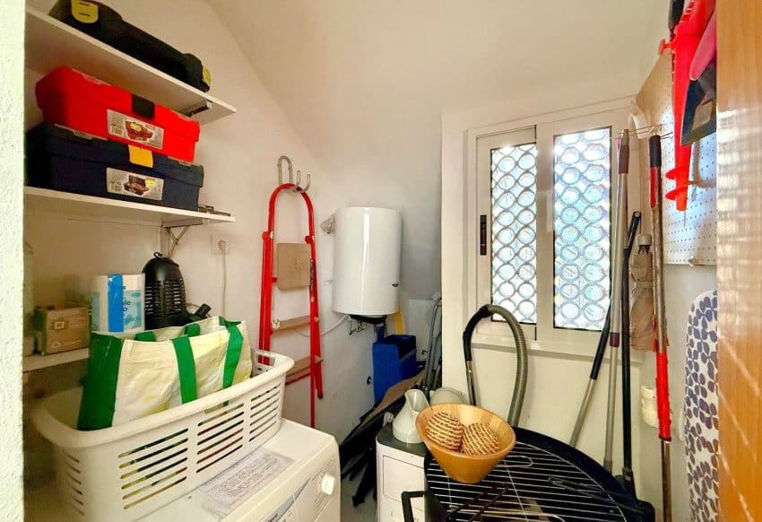 2 bedroom Townhouse for sale in Villamartin with pool - € 199,000 (Ref: 9490021)