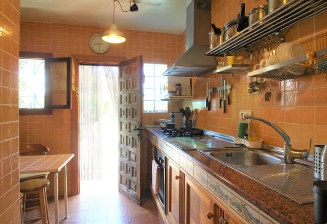 3 chambre Villa/Maison à vendre à Villamartin, Orihuela avec piscine - 295 000 € (Ref: 9535095)