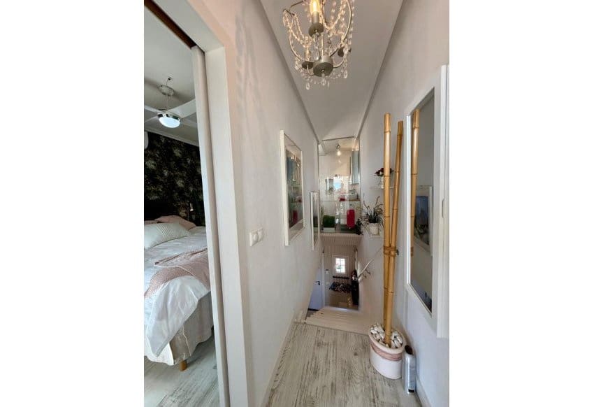 3 soveværelse Byhus til salg i Blue Lagoon med swimmingpool - € 319.000 (Ref: 9584556)