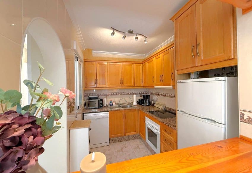 2 Zimmer Haus zu verkaufen in Orihuela Costa mit Pool - 219.000 € (Ref: 9598067)