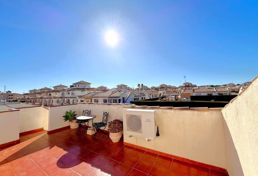 2 Zimmer Haus zu verkaufen in Orihuela Costa mit Pool - 219.000 € (Ref: 9598067)