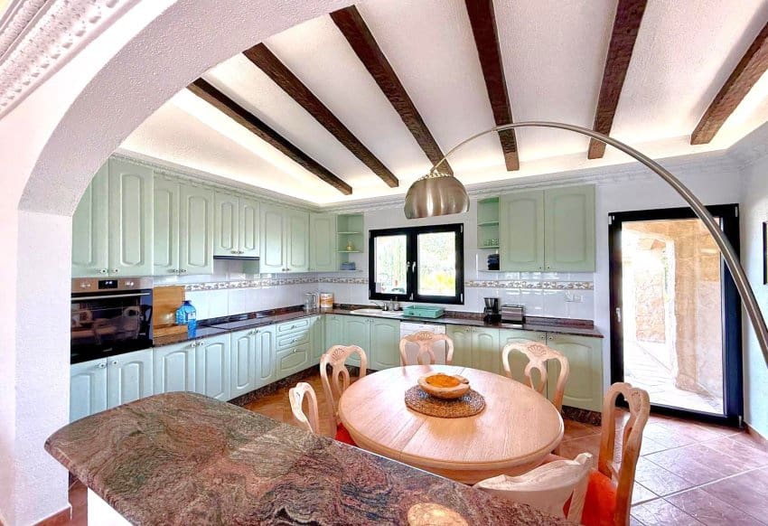 3 soveværelse Villa til salg i San Miguel de Salinas med swimmingpool garage - € 1.290.000 (Ref: 9598164)