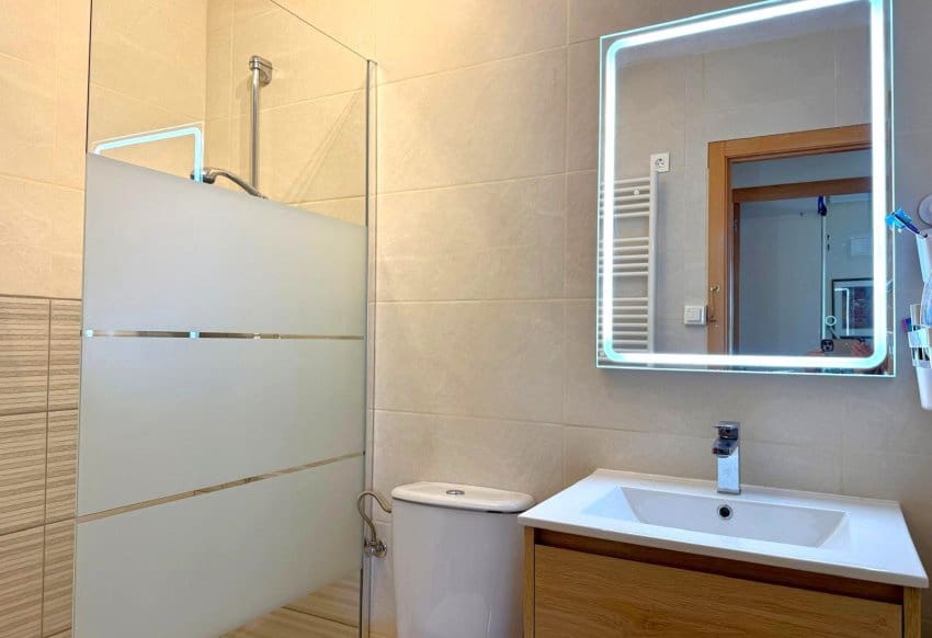 2 bedroom Apartment for sale in Villamartin with pool - € 169,000 (Ref: 9606294)