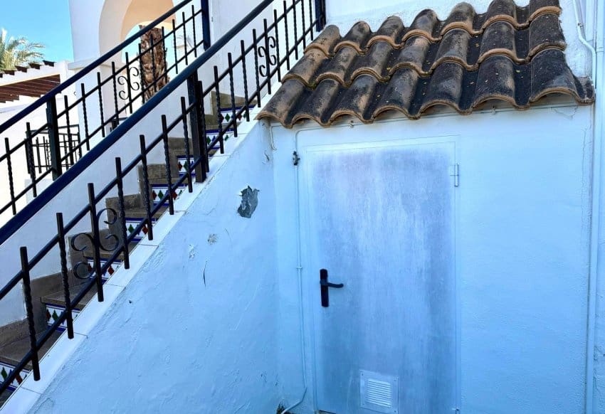 2 bedroom Apartment for sale in Villamartin with pool - € 169,000 (Ref: 9606294)