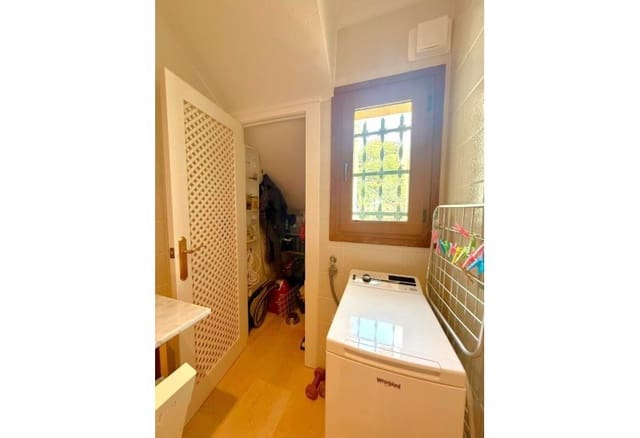 3 makuuhuone Omakotitalo myytävänä paikassa Villamartin, Orihuela mukana uima-altaan - 275 000 € (Ref: 9650598)