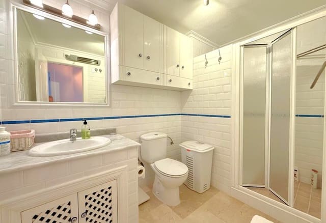 3 makuuhuone Omakotitalo myytävänä paikassa Villamartin, Orihuela mukana uima-altaan - 275 000 € (Ref: 9650598)