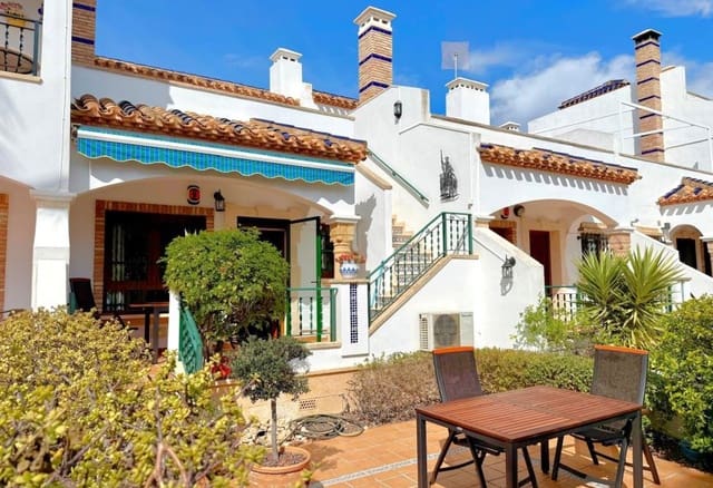 3 makuuhuone Omakotitalo myytävänä paikassa Villamartin, Orihuela mukana uima-altaan - 275 000 € (Ref: 9650598)