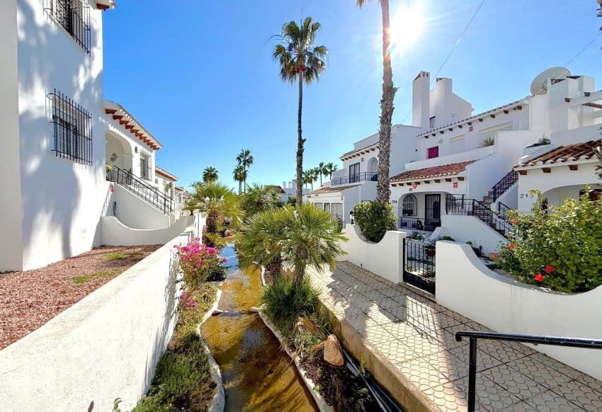 2 camera da letto Casa in vendita in Villamartin con piscina - 225.000 € (Rif: 9665262)