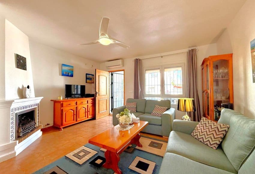 2 camera da letto Casa in vendita in Villamartin con piscina - 225.000 € (Rif: 9665262)