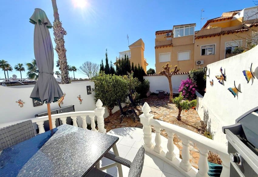 2 camera da letto Casa in vendita in Villamartin con piscina - 225.000 € (Rif: 9665262)