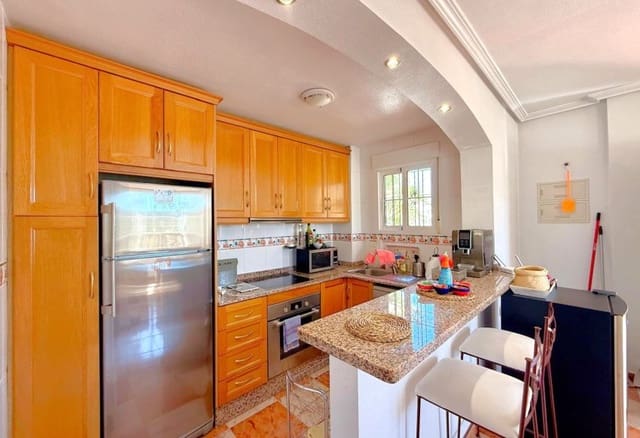 Casa de 2 habitaciones en Lomas de Cabo Roig - Los Dolses, Orihuela en venta con piscina - 221.000 € (Ref: 9687584)