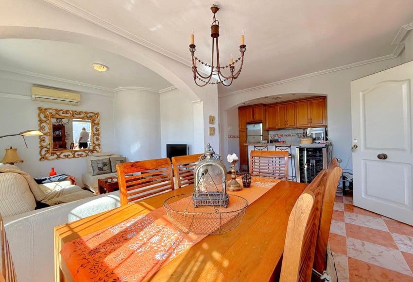 2 Zimmer Haus zu verkaufen in Orihuela Costa mit Pool - 221.000 € (Ref: 9687584)