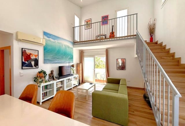 Apartamento de 2 habitaciones en Villamartin, Orihuela en venta con garaje - 245.000 € (Ref: 9750963)